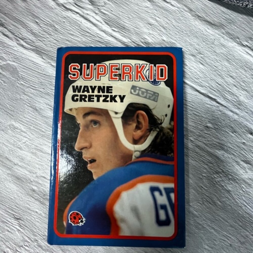 1983 Edmonton Oilers NHL Wayne Gretzky "Superkid" Hardcover Book